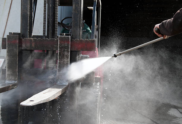 Best Machinery and Equipment Cleaning  in Jurupa Valley, CA